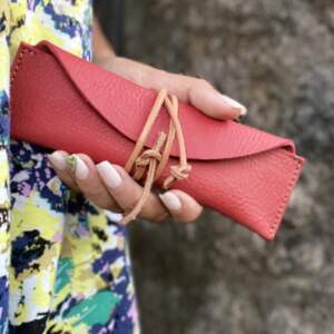 CUTE GLASSES- PEN CASE  red leather