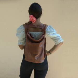 LAOURA BACKPACK καφέ δέρμα