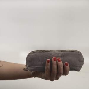 POTHOS GLASSES COSMETIC CASE grey leather